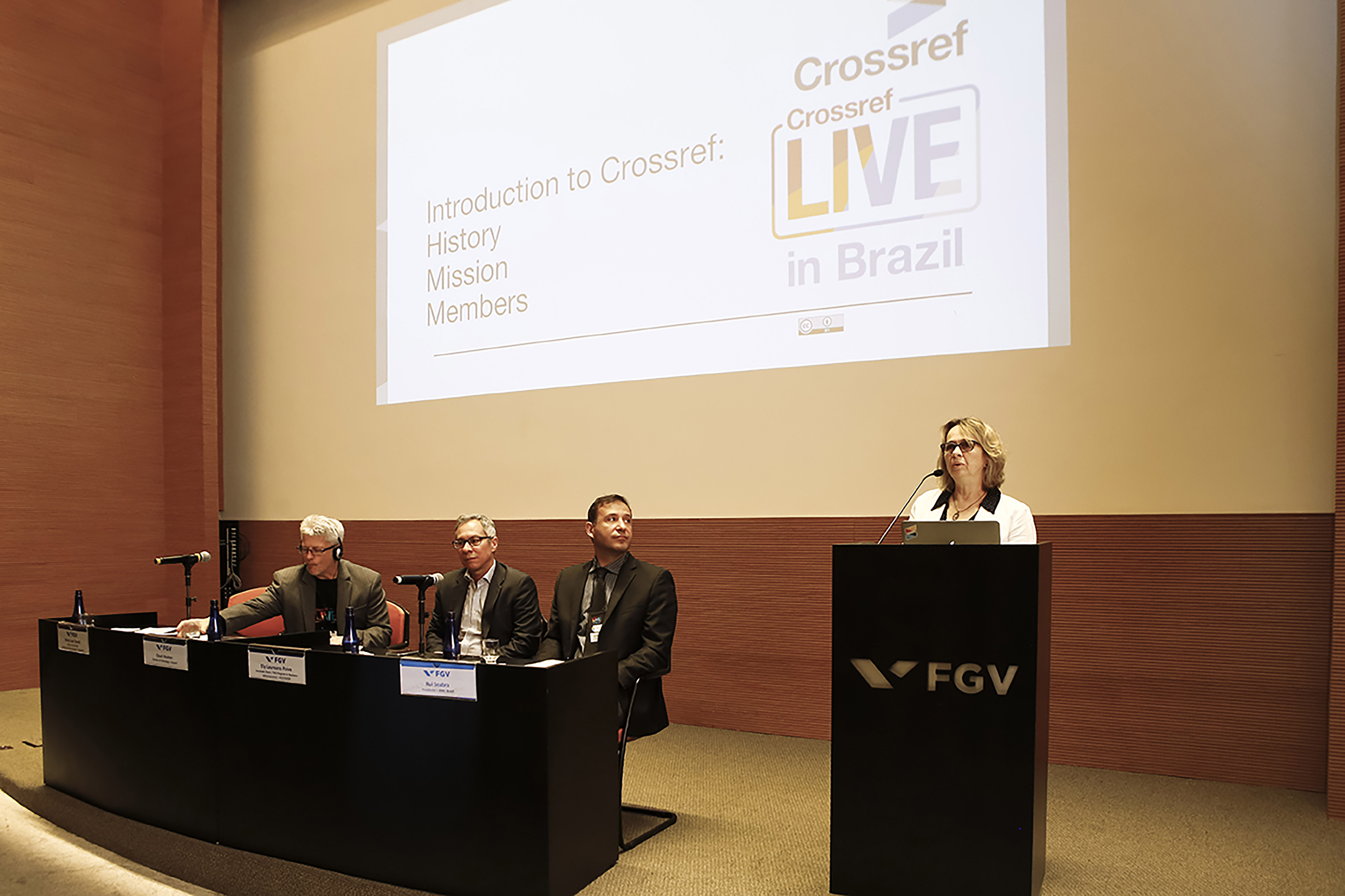 Speakers at Crossref LIVE Brazil